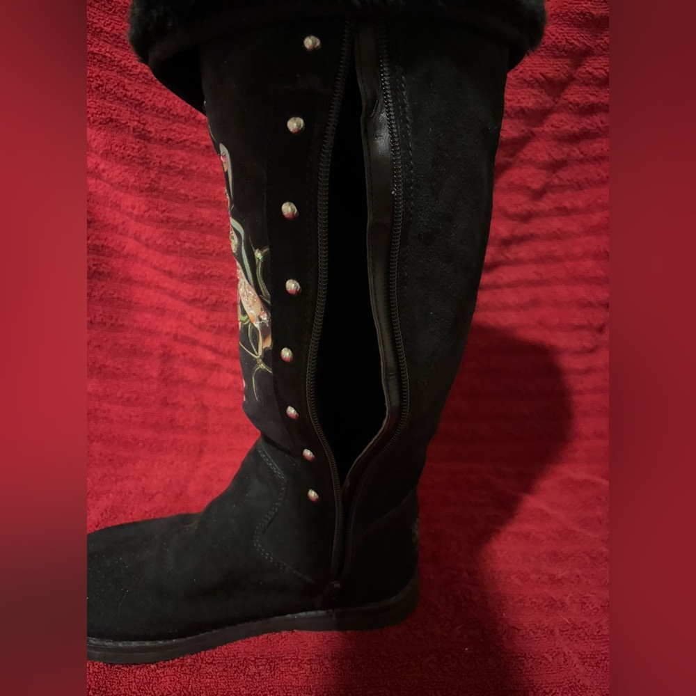 Ed Hardy Skull & “Kills” Heart Faux Fur Suede Tall Boots | Women’s US 6 - Picture 8 of 10